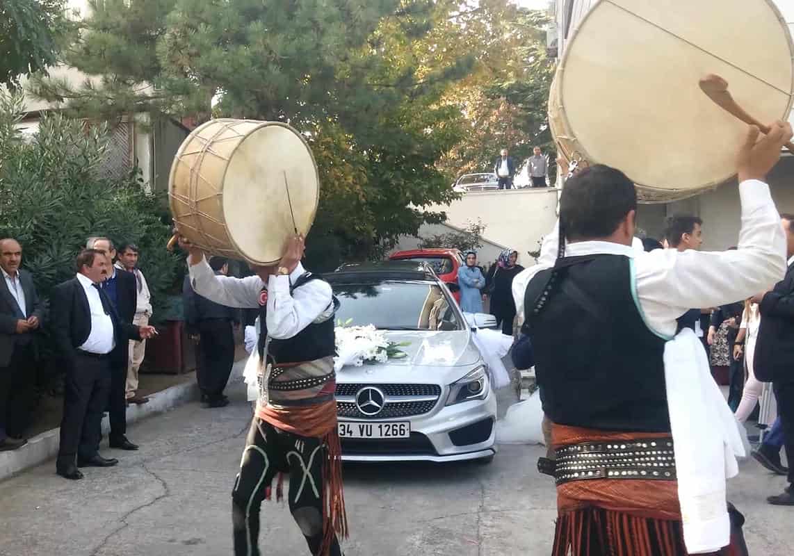 Düğün Salonu Davul Zurna Hizmeti