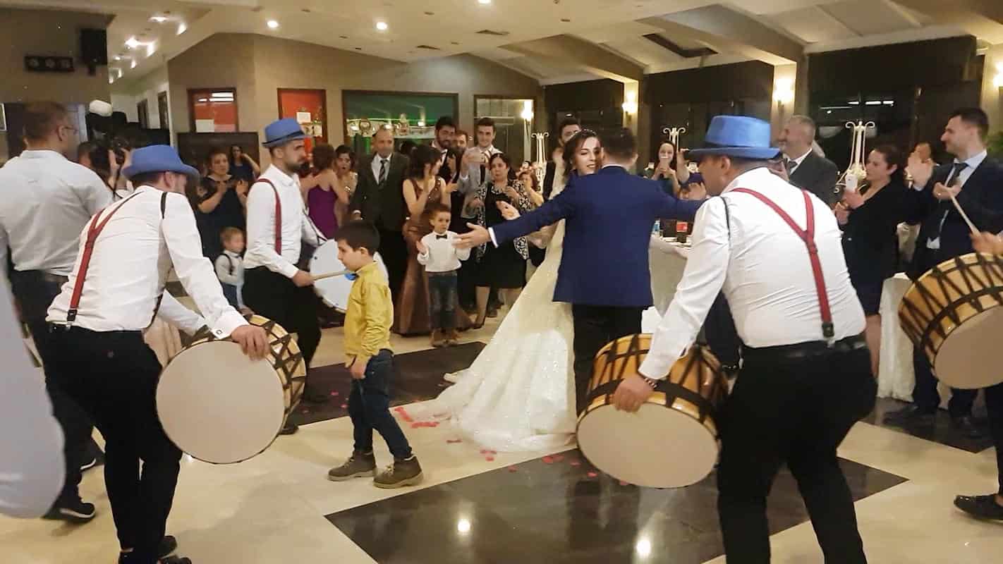 Yöresel Düğün Eğlencesi Ekibi